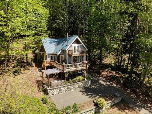 10285 Youbou Rd, Youbou, BC - Outdoor