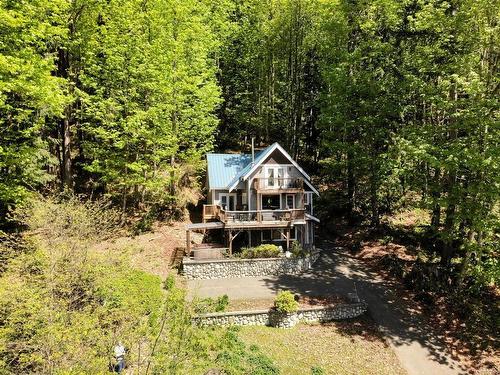 10285 Youbou Rd, Youbou, BC - Outdoor