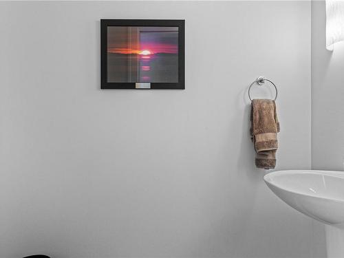 2207 Spirit Ridge Dr, Langford, BC - Indoor Photo Showing Bathroom