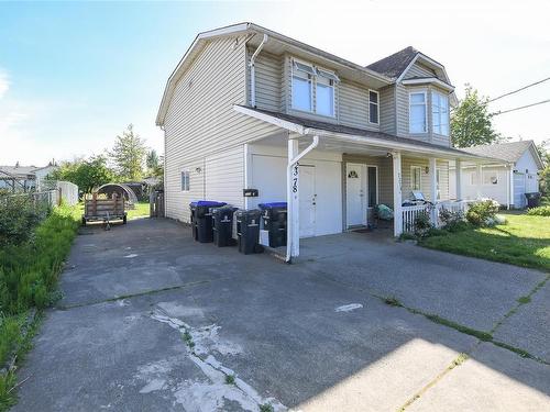 2378 Urquhart Ave, Courtenay, BC - Outdoor