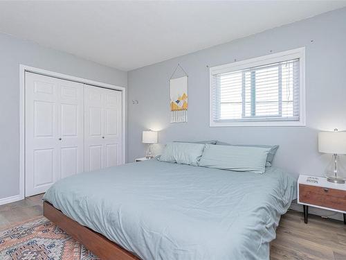 2481 Lynburn Cres, Nanaimo, BC - Indoor Photo Showing Bedroom