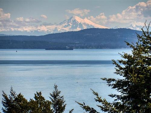5049 Wesley Rd, Saanich, BC - Outdoor With Body Of Water With View