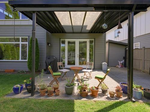 9262 Rideau Ave, North Saanich, BC - Outdoor With Deck Patio Veranda With Exterior