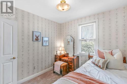 17 Thirty Third Street, Toronto, ON - Indoor Photo Showing Bedroom