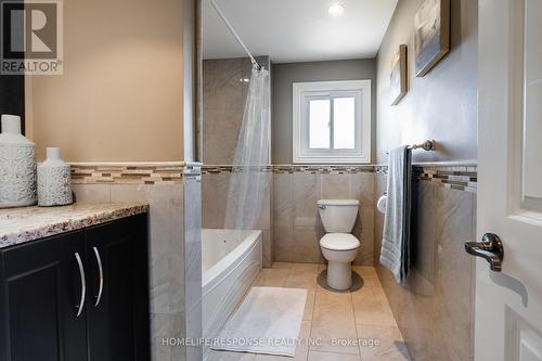 4045 Sasha Court, Mississauga, ON - Indoor Photo Showing Bathroom