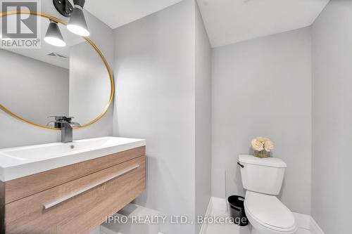 614 - 95 Trailwood Drive, Mississauga, ON - Indoor Photo Showing Bathroom