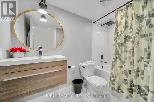 614 - 95 Trailwood Drive, Mississauga, ON - Indoor Photo Showing Bathroom