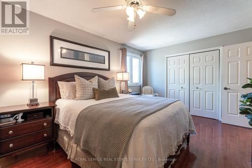 14 - 1160 Walden Circle, Mississauga, ON - Indoor Photo Showing Bedroom