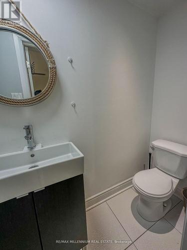 09 - 87 Irwin Road, Toronto, ON - Indoor Photo Showing Bathroom