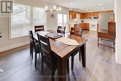 4 Green Pine Avenue, Springwater, ON - Indoor Photo Showing Dining Room