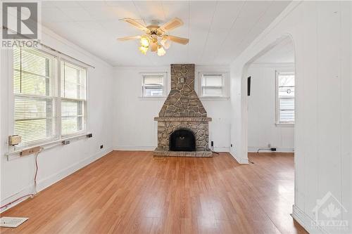 40 Front Avenue W, Brockville, ON - Indoor With Fireplace