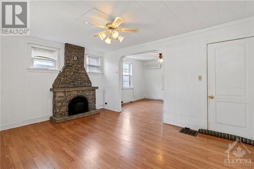40 Front Avenue W, Brockville, ON - Indoor With Fireplace