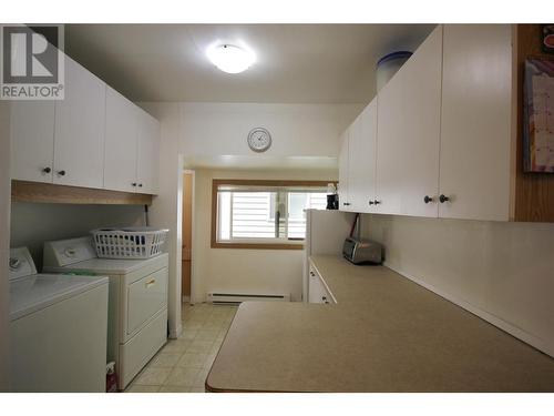 616 Burns Street, Penticton, BC - Indoor Photo Showing Laundry Room