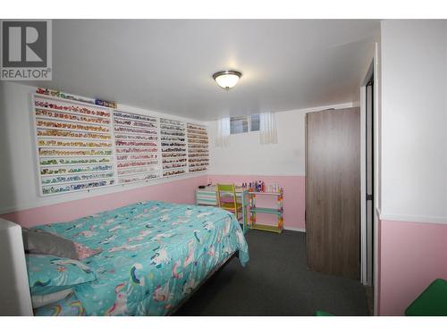 616 Burns Street, Penticton, BC - Indoor Photo Showing Bedroom