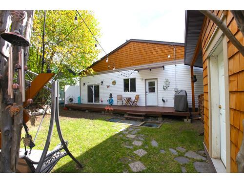 302 6Th Avenue, New Denver, BC - Outdoor With Deck Patio Veranda With Exterior