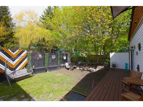 302 6Th Avenue, New Denver, BC - Outdoor With Deck Patio Veranda