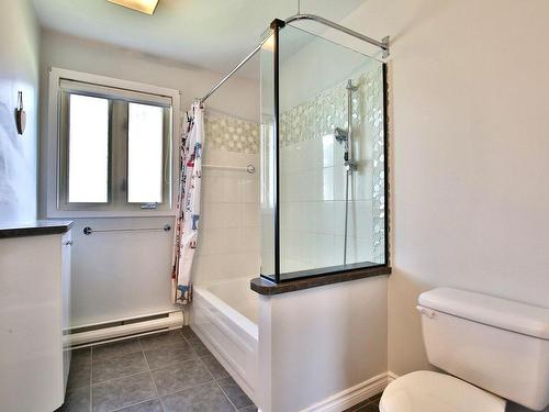 Salle de bains - 5960 Rue Lafleur, Saint-Hyacinthe, QC - Indoor Photo Showing Bathroom
