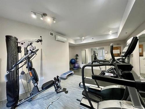 Exercise room - 109-4700 Boul. Henri-Bourassa O., Montréal (Saint-Laurent), QC - Indoor Photo Showing Gym Room