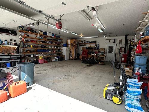 Grange - 5672 Rg Ducharme, Rouyn-Noranda, QC - Indoor Photo Showing Garage