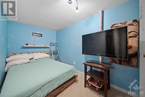 497 Princess Louise Drive, Ottawa, ON - Indoor Photo Showing Bedroom