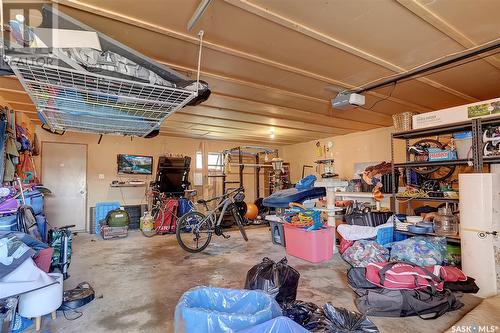 1661 Admiral Crescent, Moose Jaw, SK - Indoor Photo Showing Garage