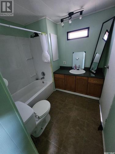 417 1524 Rayner Avenue, Saskatoon, SK - Indoor Photo Showing Bathroom