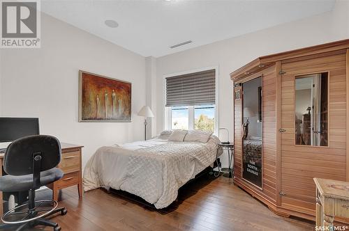 507 205 Fairford Street E, Moose Jaw, SK - Indoor Photo Showing Bedroom