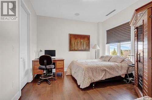 507 205 Fairford Street E, Moose Jaw, SK - Indoor Photo Showing Bedroom