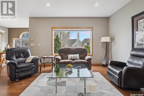 363 Pezer Cove, Saskatoon, SK - Indoor Photo Showing Living Room