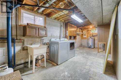 29 Milne Street South, Essex, ON - Indoor Photo Showing Laundry Room