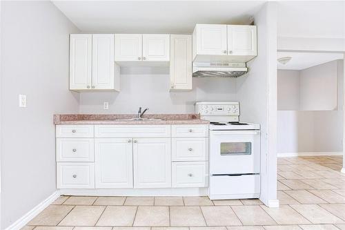 206 Church Street|Unit #Upper, St. Catharines, ON - Indoor Photo Showing Kitchen
