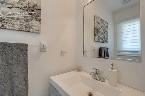 2022 Atkinson Drive|Unit #35, Burlington, ON - Indoor Photo Showing Bathroom