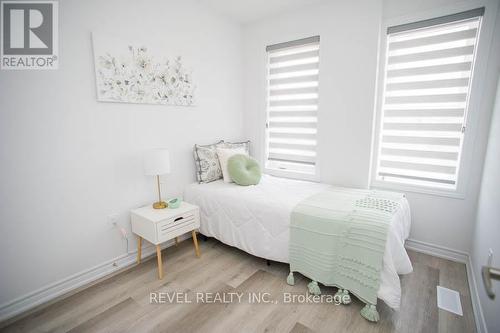119 - 461 Blackburn Drive, Brantford, ON - Indoor Photo Showing Bedroom