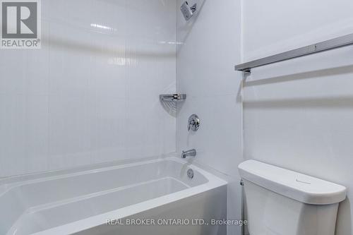1701 - 49 Walnut Street S, Hamilton, ON - Indoor Photo Showing Bathroom