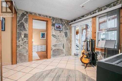 79 Stanley Road, Kawartha Lakes, ON - Indoor Photo Showing Other Room
