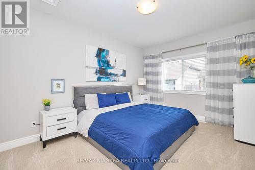 433 Williams Crescent, Fort Erie, ON - Indoor Photo Showing Bedroom