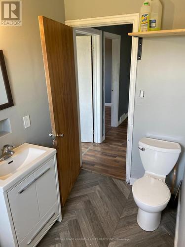 71 Omega Road, Kawartha Lakes, ON - Indoor Photo Showing Bathroom