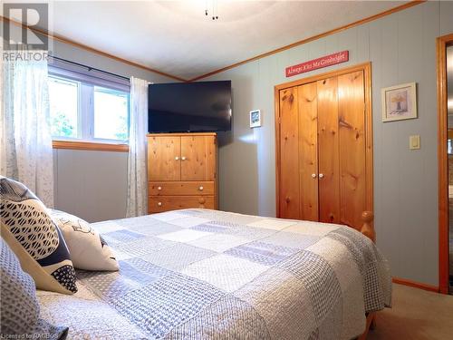 351 Market Street, Saugeen Shores, ON - Indoor Photo Showing Bedroom