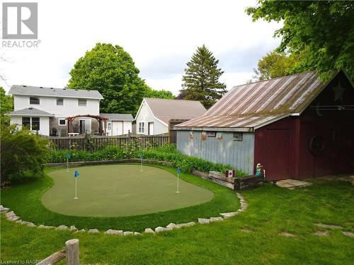 Putting green & large storage shed - 351 Market Street, Saugeen Shores, ON - Outdoor