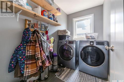405 Clubhouse Boulevard W, Warman, SK - Indoor Photo Showing Laundry Room