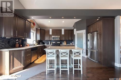 405 Clubhouse Boulevard W, Warman, SK - Indoor Photo Showing Kitchen