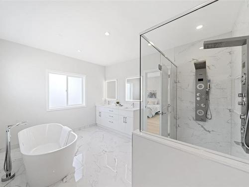 153 Olive St, Victoria, BC - Indoor Photo Showing Bathroom