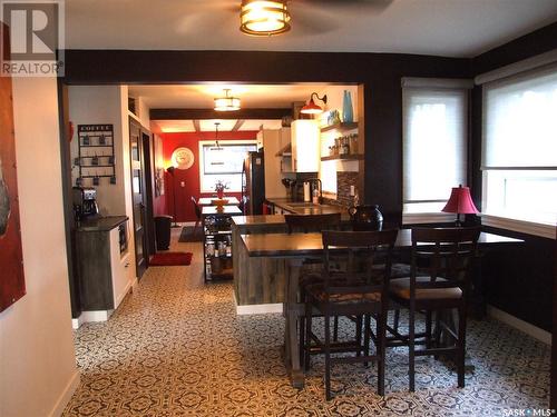 201 Main Street, Leader, SK - Indoor Photo Showing Dining Room