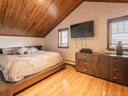 Master bedroom - 1084 Ch. Du Grand-Ruisseau, Les Îles-De-La-Madeleine, QC - Indoor Photo Showing Bedroom