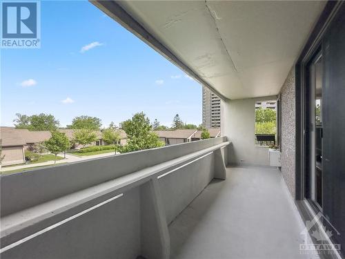 1171 Ambleside Drive Unit#211, Ottawa, ON - Outdoor With Exterior