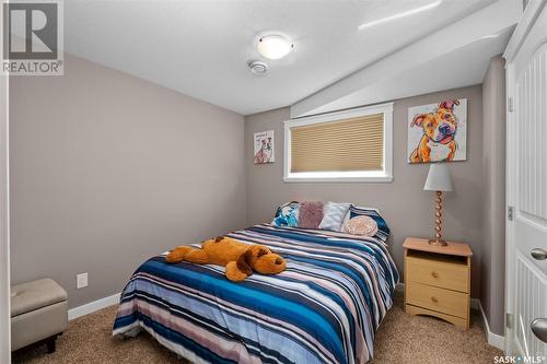 586 13Th Street E, Prince Albert, SK - Indoor Photo Showing Bedroom