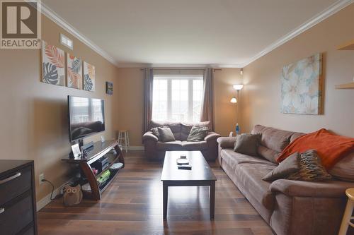 64 Rotary Drive, St. John'S, NL - Indoor Photo Showing Living Room