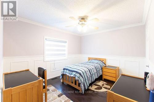 5256 Rome Crescent, Burlington, ON - Indoor Photo Showing Bedroom