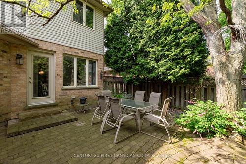 90 Carriage Hill Drive, London, ON - Outdoor With Deck Patio Veranda