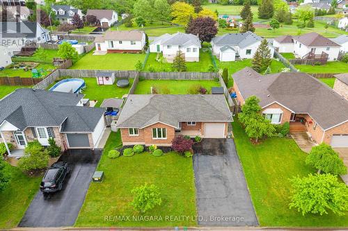 976 Colette Road, Fort Erie, ON - Outdoor With Facade